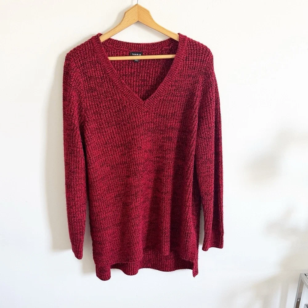 Torrid red v-neck tunic sweater size 3X